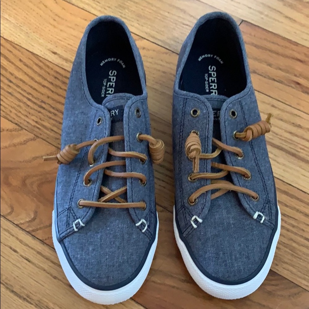Sperry Top-Sider Slip On Size 8 Blue